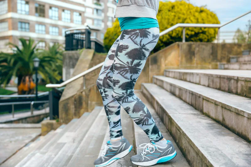 Leggings and yoga pants in nylon spandex 4-way stretch fabric