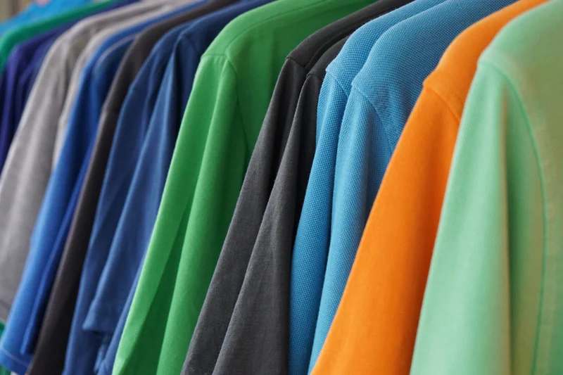 Sportswear and training tops in polyester spandex stretch fabric